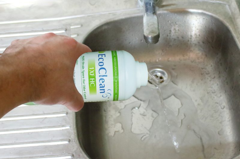 Khắc phục mùi hôi cống thoát nước bằng chế phẩm vi sinh ecoclean